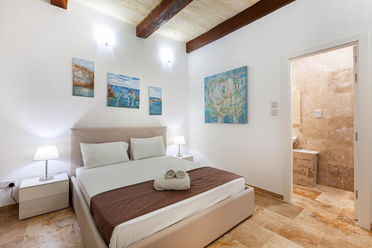 Designer Home With Comfy Sofa In Central Valletta By 360 Estates Kültér fotó