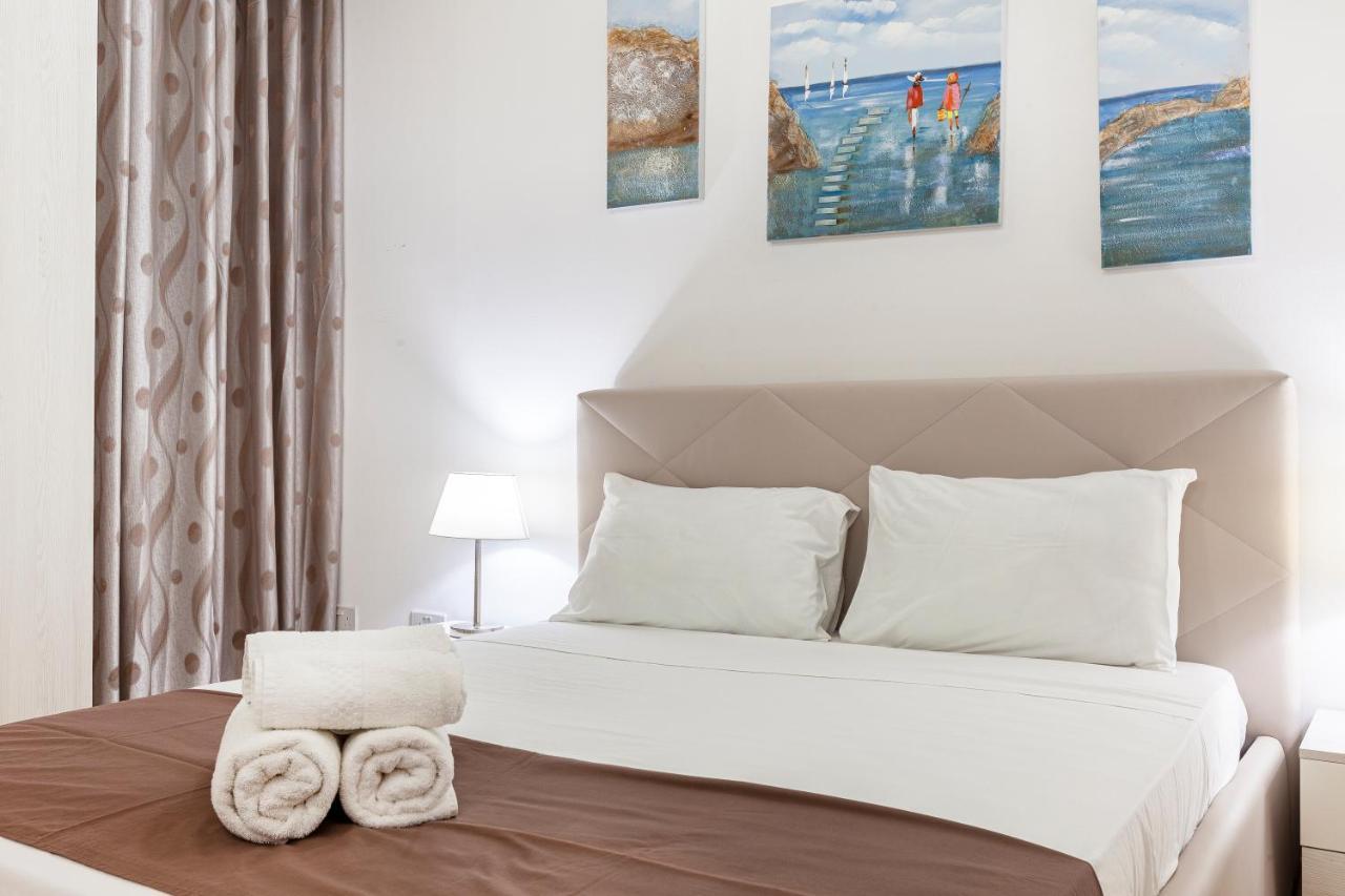 Designer Home With Comfy Sofa In Central Valletta By 360 Estates Kültér fotó